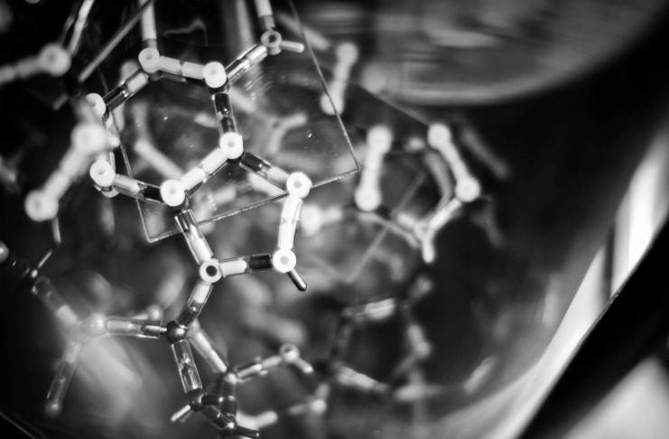 Does Apple want to analyze your DNA?