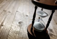 Video: The Hours – No Choice